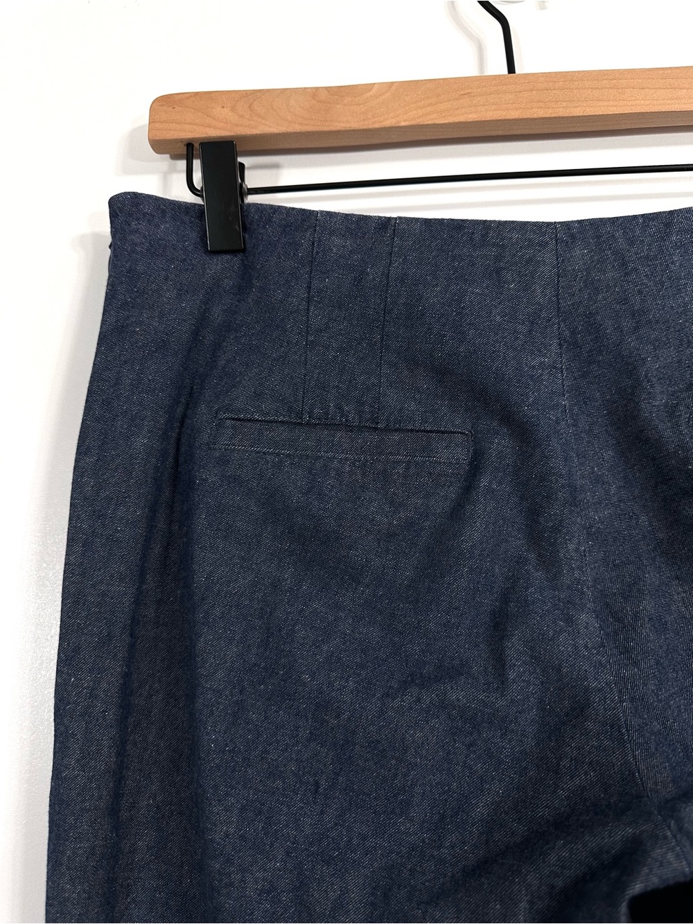 Banana Republic Chambray Blue Sloan Fit Sailor Pants with Gold Buttons Sz 6 - Picture 12 of 13